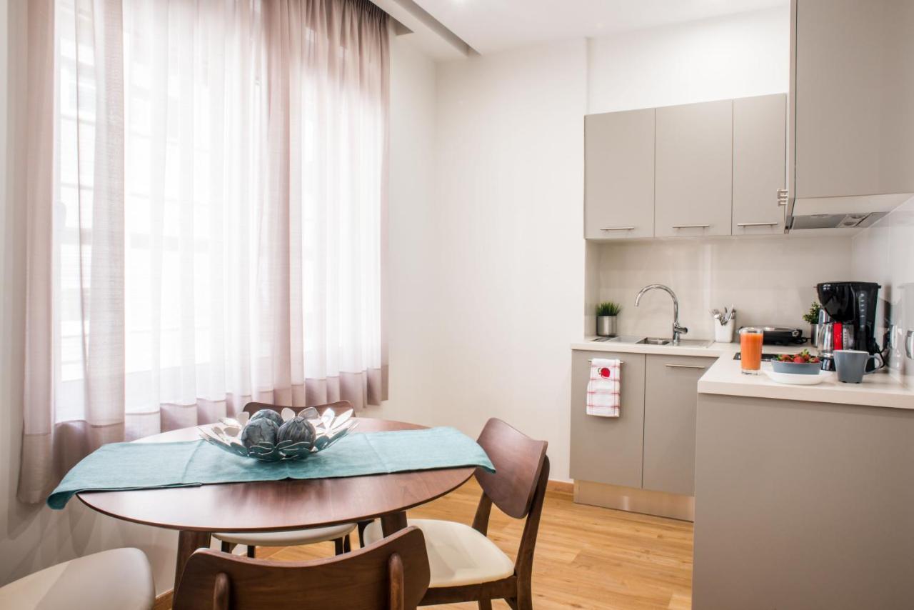 A23 Sunny & Cosy Suite With Balcony Near Parthenon เอเธนส์ ภายนอก รูปภาพ
